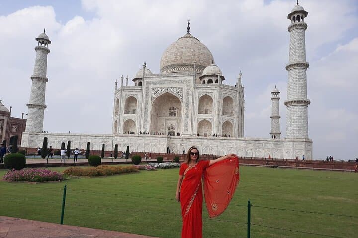 Golden Triangle & Ranthambore: 6-Day Delhi–Agra–Jaipur Tour with Mathura and Tiger Safari