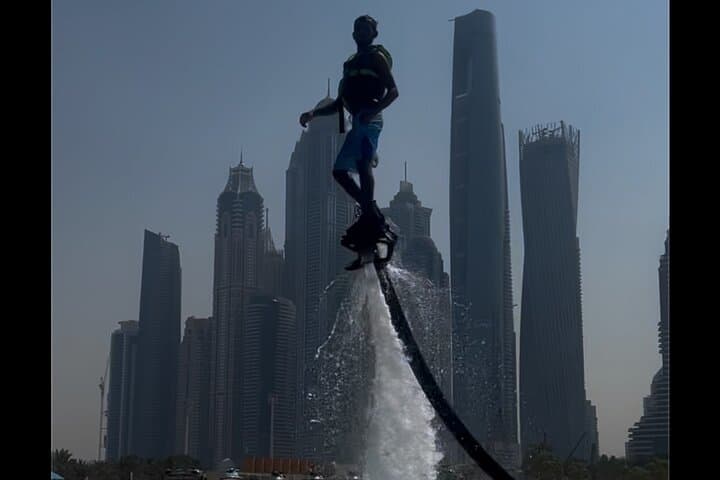 Flyboard Dubai JBR: 30-Minute Soaring Experience with Dubai Eye Views photo 6
