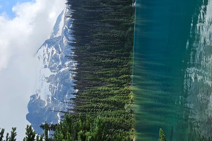 Joffre Lakes Day Hike: Upper Lake, Glacier Views & Sea to Sky Drive photo 4