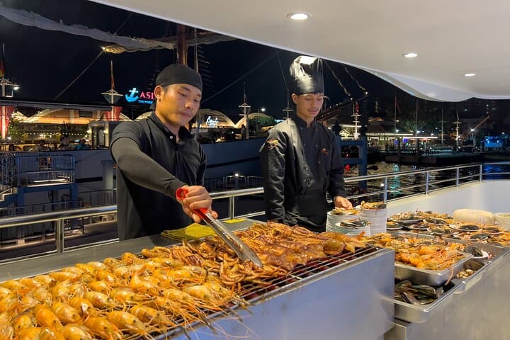 Bangkok Sunset Dinner Cruise on the Chao Phraya River — Planet Cruise Experience photo 6