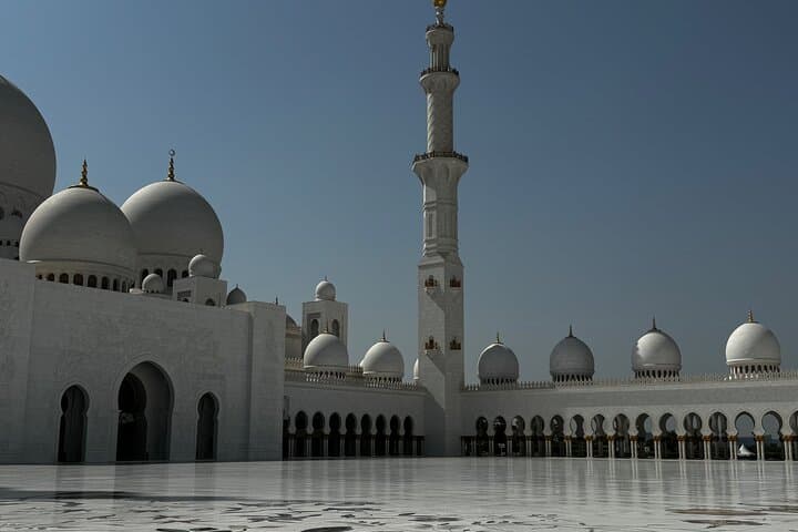 Abu Dhabi Full-Day Culture and Landmarks Tour from Dubai photo 2