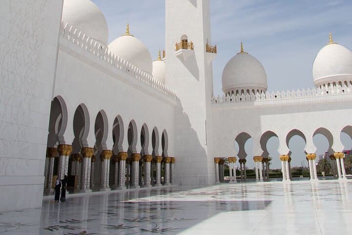 Abu Dhabi Full-Day Culture and Landmarks Tour from Dubai photo 3