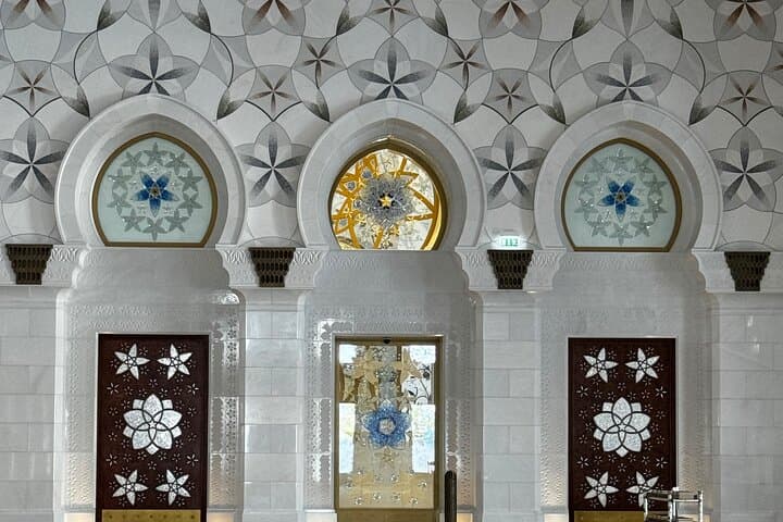 Abu Dhabi Full-Day Culture and Landmarks Tour from Dubai photo 6