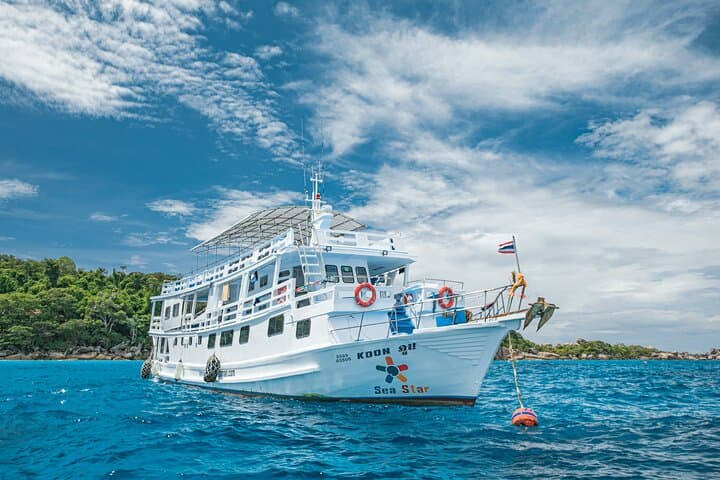 Similan Islands Liveaboard: 2-Day Snorkeling Trip from Khao Lak