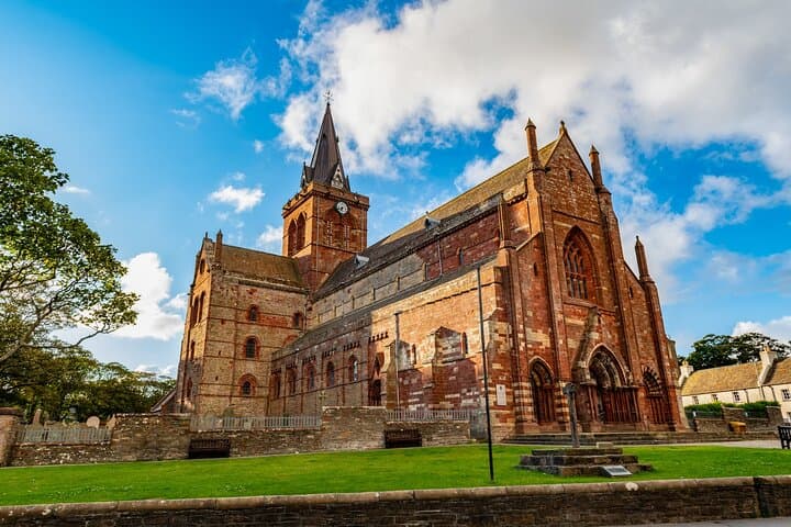 5-Day Private Orkney & Inverness Tour from Aberdeen — Skara Brae, Loch Ness & Dunrobin photo 1