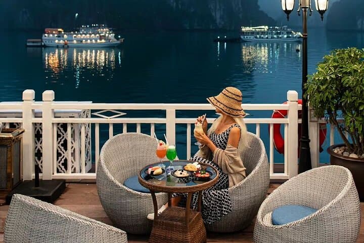 Luxury Hermes Cruise: 2-Day Halong Bay with Balcony, Titop & Sung Sot Cave photo 4