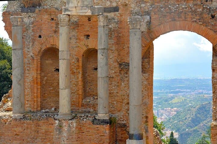 Taormina and Mount Etna Full-Day Tour from Giardini Naxos photo 6