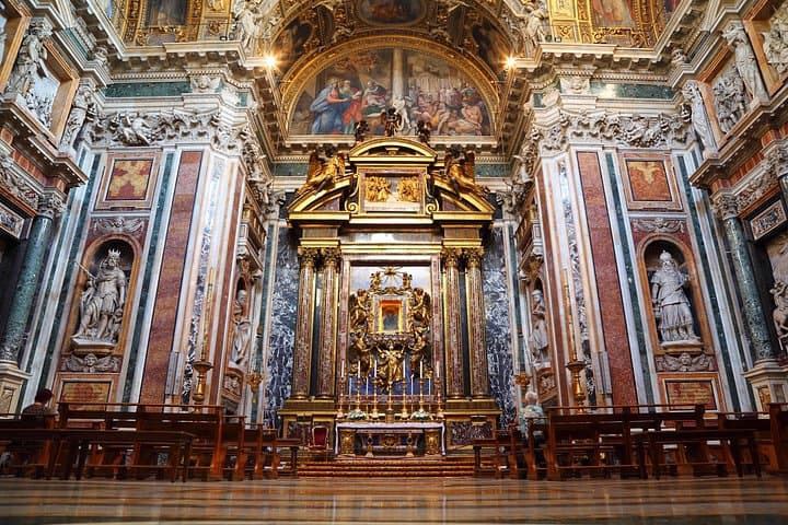 Private Tour of Santa Maria Maggiore — Inside Rome’s Golden Basilica photo 1