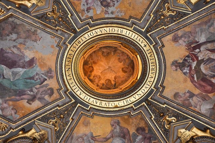 Private Tour of Santa Maria Maggiore — Inside Rome’s Golden Basilica photo 3