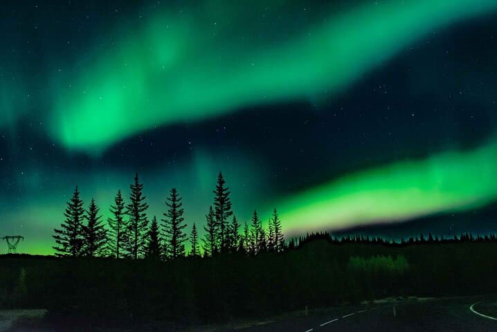 Private Northern Lights by Jeep — Reykjavik Aurora Chase photo 3
