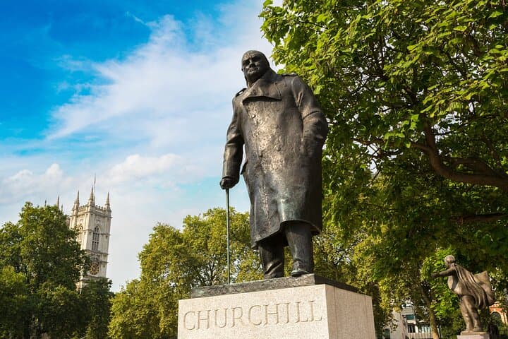 Fast-Track Churchill War Rooms & Westminster Highlights Tour