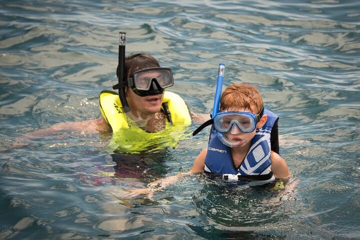 Catamaran to Isla Tortuga: All-Inclusive Day Trip from Los Sueños Marina photo 6