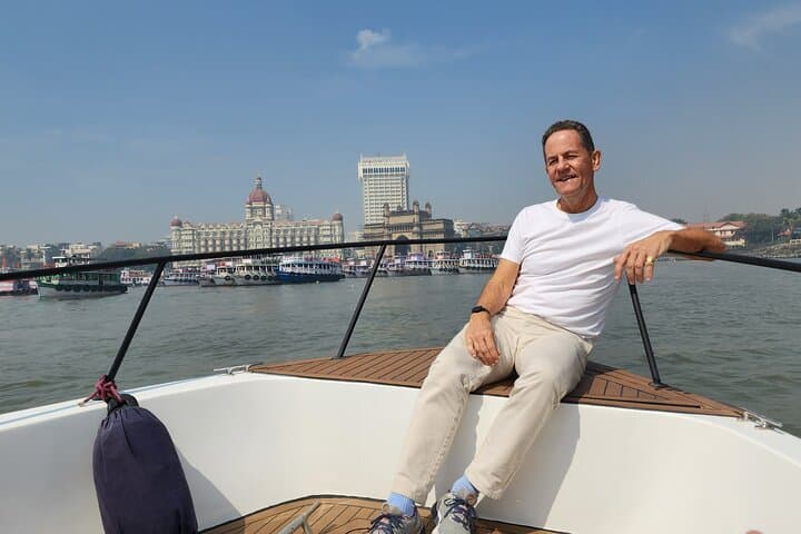 Elephanta Caves Speedboat Tour from Mumbai — Fast VIP Transfer to Gharapuri photo 3