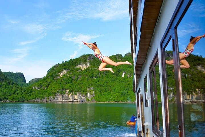 Sunset Cruise on Lan Ha Bay: Cat Ba Boat Tour with Kayaking, Swimming & Floating Village Visit photo 3