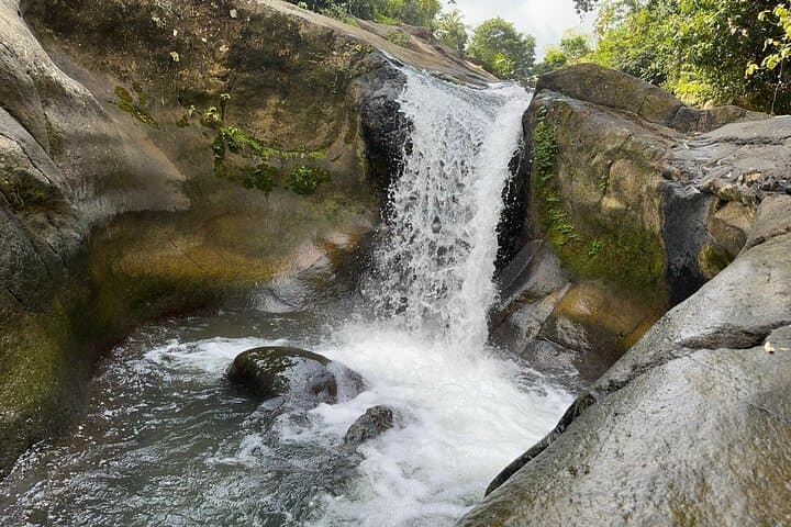 El Yunque Rainforest & Luquillo Beach: Natural Waterslide, Waterfall Jump & Local Food photo 3