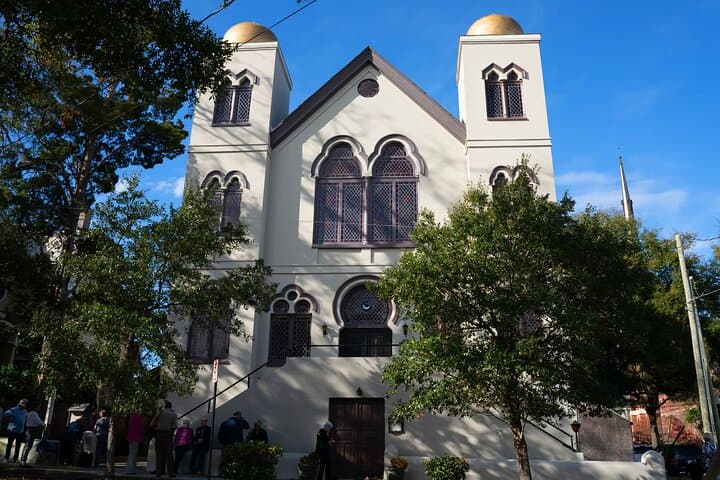 Historian-Guided Downtown Wilmington Walking Tour — Colonial Mansions & Riverwalk photo 6