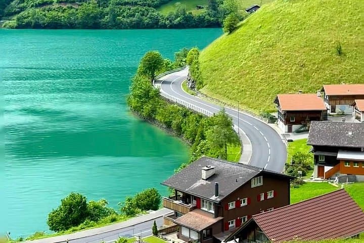 Best of Switzerland: 5-Day Shared Tour from Lucerne to Jungfraujoch photo 3