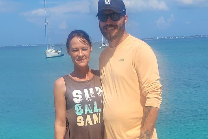 St Maarten Eats & Drink Island Tour: Food, Rhum & Brewery Stops