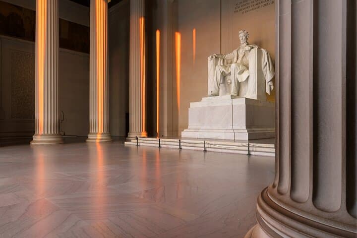 Washington D.C. Scavenger Hunt — Self-Guided Highlights Walking Tour
