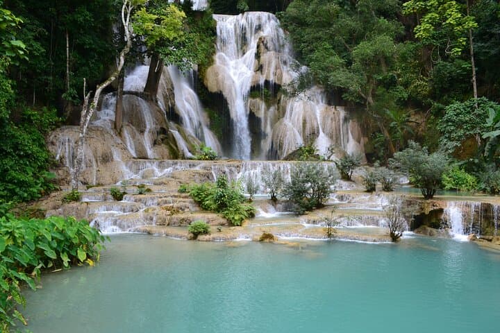 Private Car to Kuang Si Waterfall from Luang Prabang — 5-Hour Private Charter