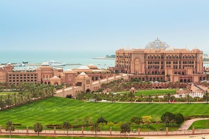 Abu Dhabi Day Trip from Dubai: Sheikh Zayed Mosque, Qasr Al Watan & Corniche photo 3