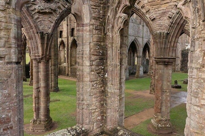 Private Tour from Cardiff: Tintern Abbey, Caerleon & Three Castles Day Trip photo 2