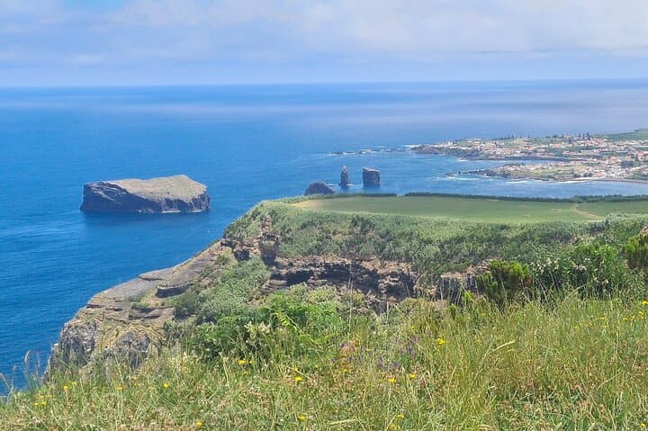 Sete Cidades & São Miguel Pineapple Plantation: Half-Day Private Tour from Ponta Delgada photo 2