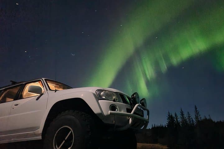 Chase the Aurora: Northern Lights Super Jeep Tour from Reykjavík photo 3