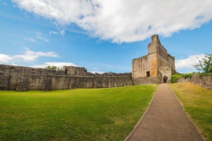 Private Tour from Cardiff: Tintern Abbey, Caerleon & Three Castles Day Trip