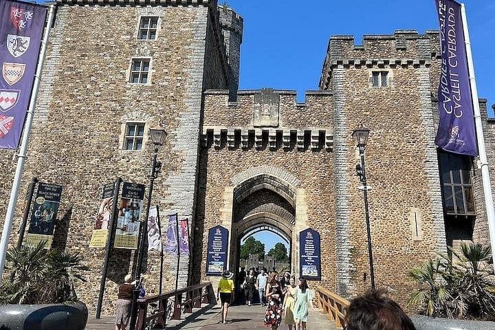 Cardiff After Dark: Private Walking Tour of the City's Dark History