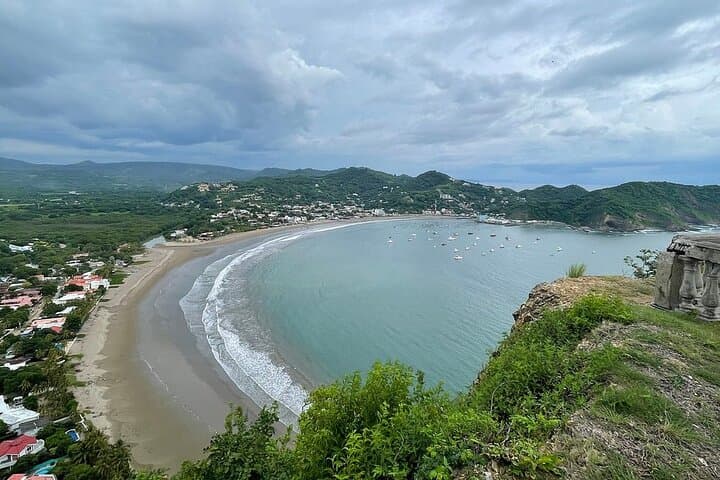 Explore Nicaragua in a Day: Volcanoes, Lakes & Colonial Heritage from Costa Rica photo 6