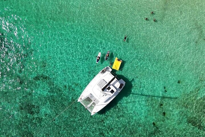 Half-Day Private Catamaran to Inah Bay: Snorkel & Paddleboard in Riviera Maya