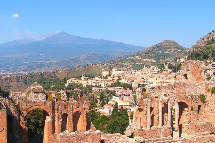 Taormina and Mount Etna Full-Day Tour from Giardini Naxos photo 3