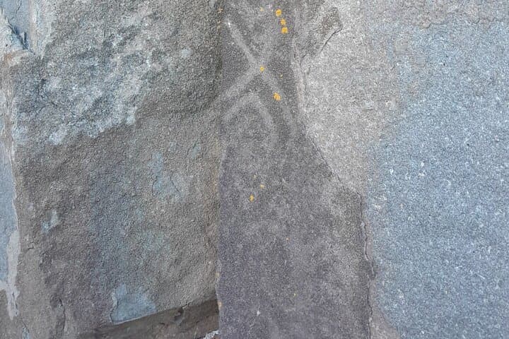 Sphinx Trail: Praia da Silveira Natural Pools & Sambaqui Rock Inscriptions photo 6