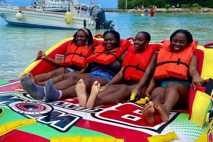 Montego Bay Parasailing, Beach Tubing & Doctor's Cave Beach Private Tour photo 4