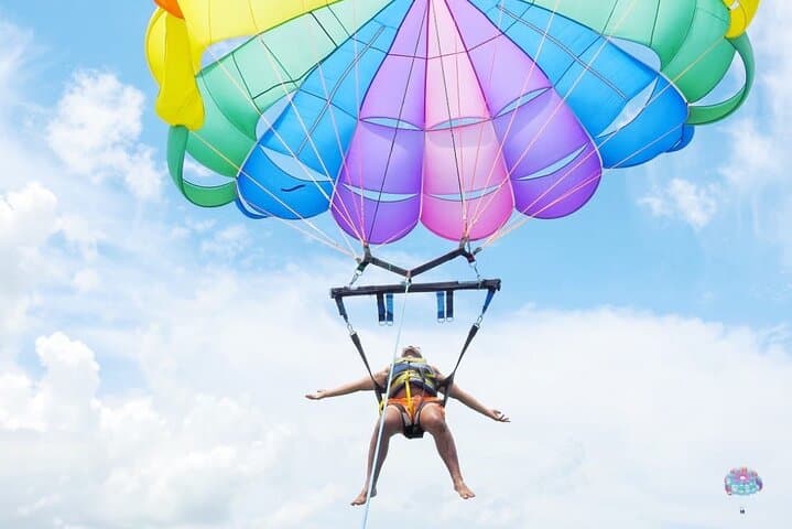 Montego Bay Parasailing, Beach Tubing & Doctor's Cave Beach Private Tour photo 6