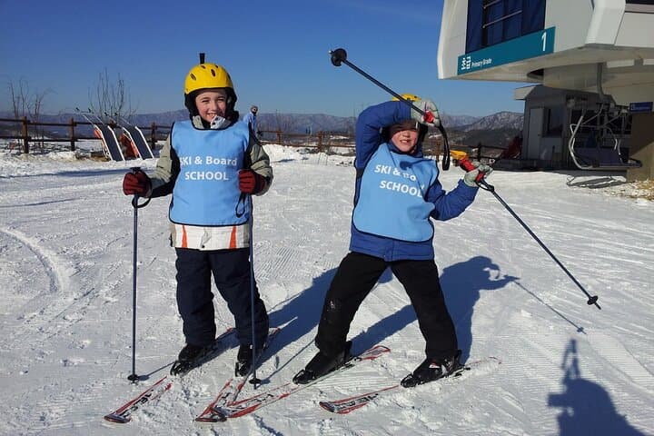 One-Day Ski Lessons with Licensed Instructors in Gangwon, South Korea photo 2