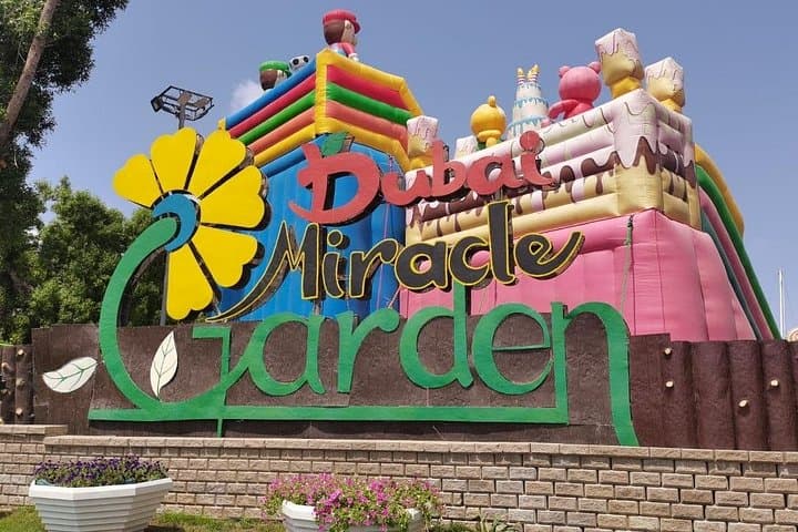 Evening Tour: Dubai Miracle Garden & Global Village with Private Transfers photo 2