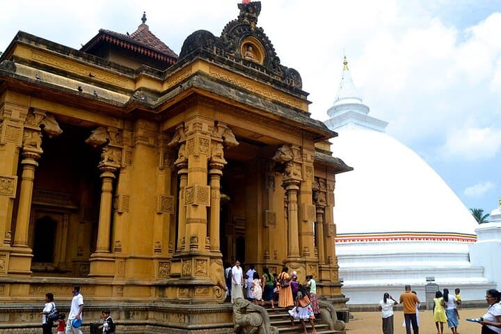 Colombo City Highlights: Markets, Temples & Seaside Sights — 6‑Hour Guided Tour photo 2