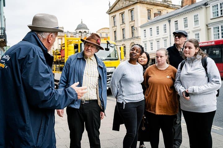 Oxford Historic Pubs & Taverns Guided Walking Tour — From Carfax to the Turf photo 2