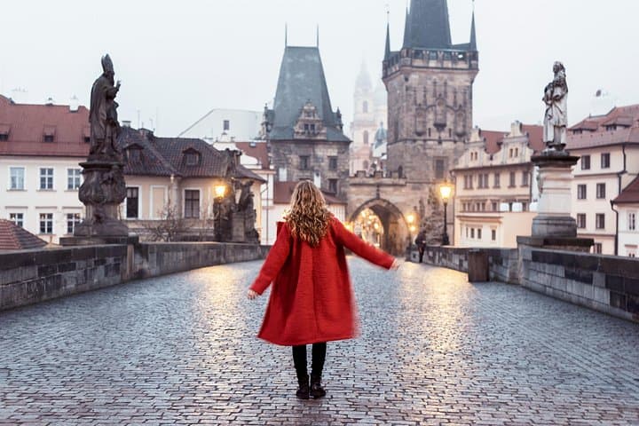 Prague Private Photoshoot: Capture Charles Bridge, Old Town & Castle in 30 Minutes photo 3