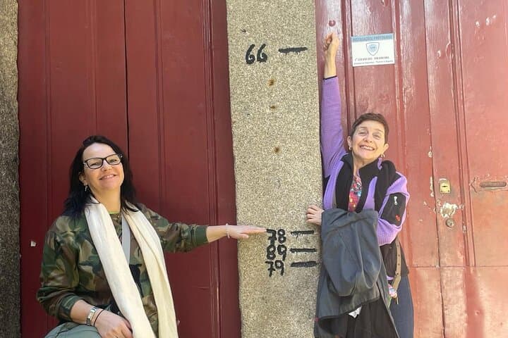 Porto Highlights Walking Tour — Clérigos, Lello & Café Majestic photo 2