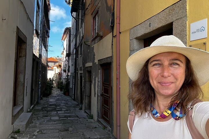 Porto Highlights Walking Tour — Clérigos, Lello & Café Majestic