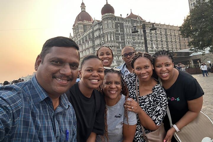 2-Day Private Mumbai Tour: Gateway, Dharavi & Elephanta Caves photo 2