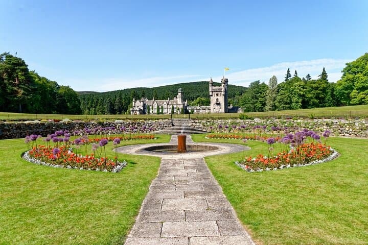 Private Balmoral Castle & Royal Lochnagar Distillery Tour from Inverness photo 2