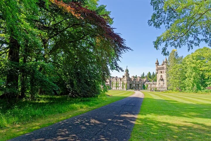 Private Balmoral Castle & Royal Lochnagar Distillery Tour from Inverness photo 3
