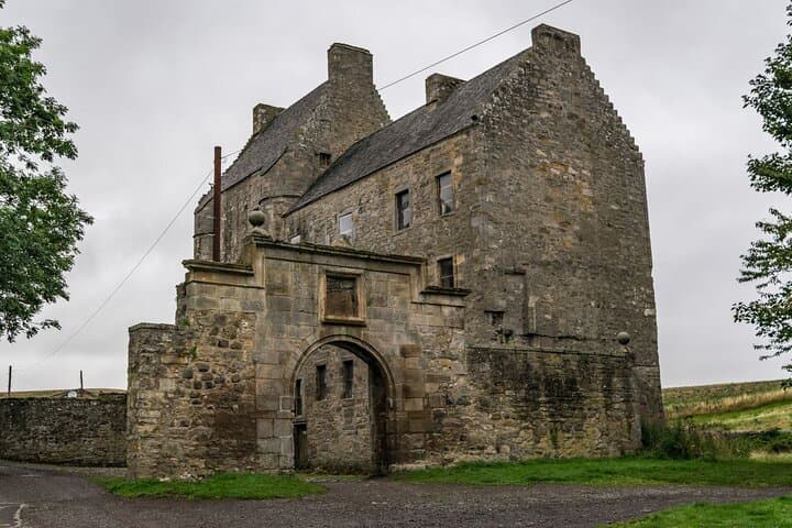 Outlander Castles Day Tour from Glasgow — Doune, Midhope & Blackness photo 3