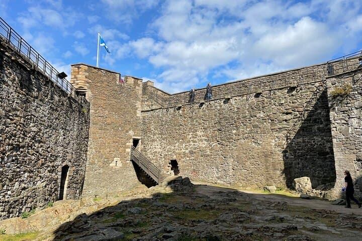 Outlander Castles Day Tour from Glasgow — Doune, Midhope & Blackness photo 5