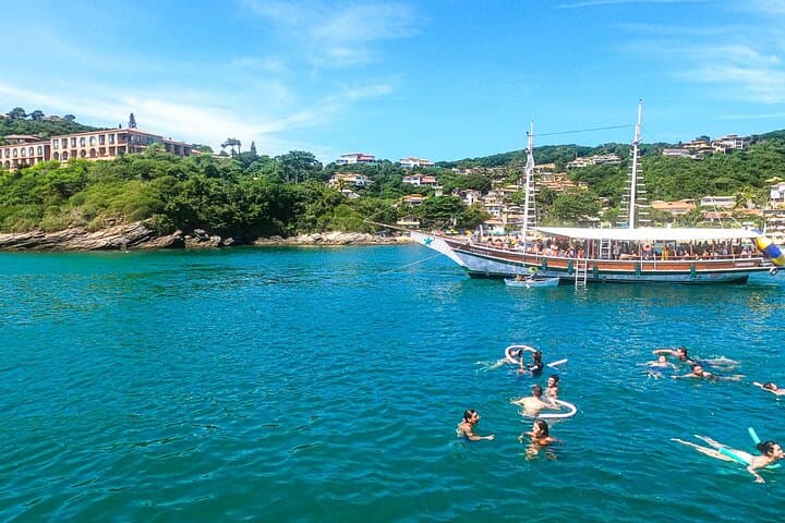 Schooner Trip Around Búzios Peninsula: Half-Day Beach & Snorkel Cruise photo 2