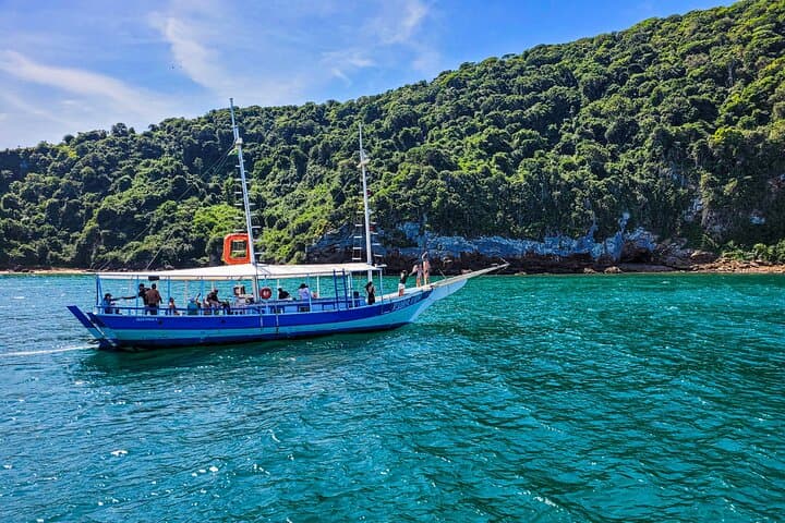 Schooner Trip Around Búzios Peninsula: Half-Day Beach & Snorkel Cruise